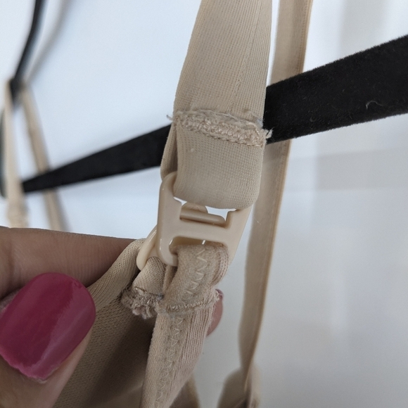 MOTHERHOOD Underwire Padded Nursing Bra - Picture 4 of 12